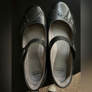 Black Mary Jane Flats